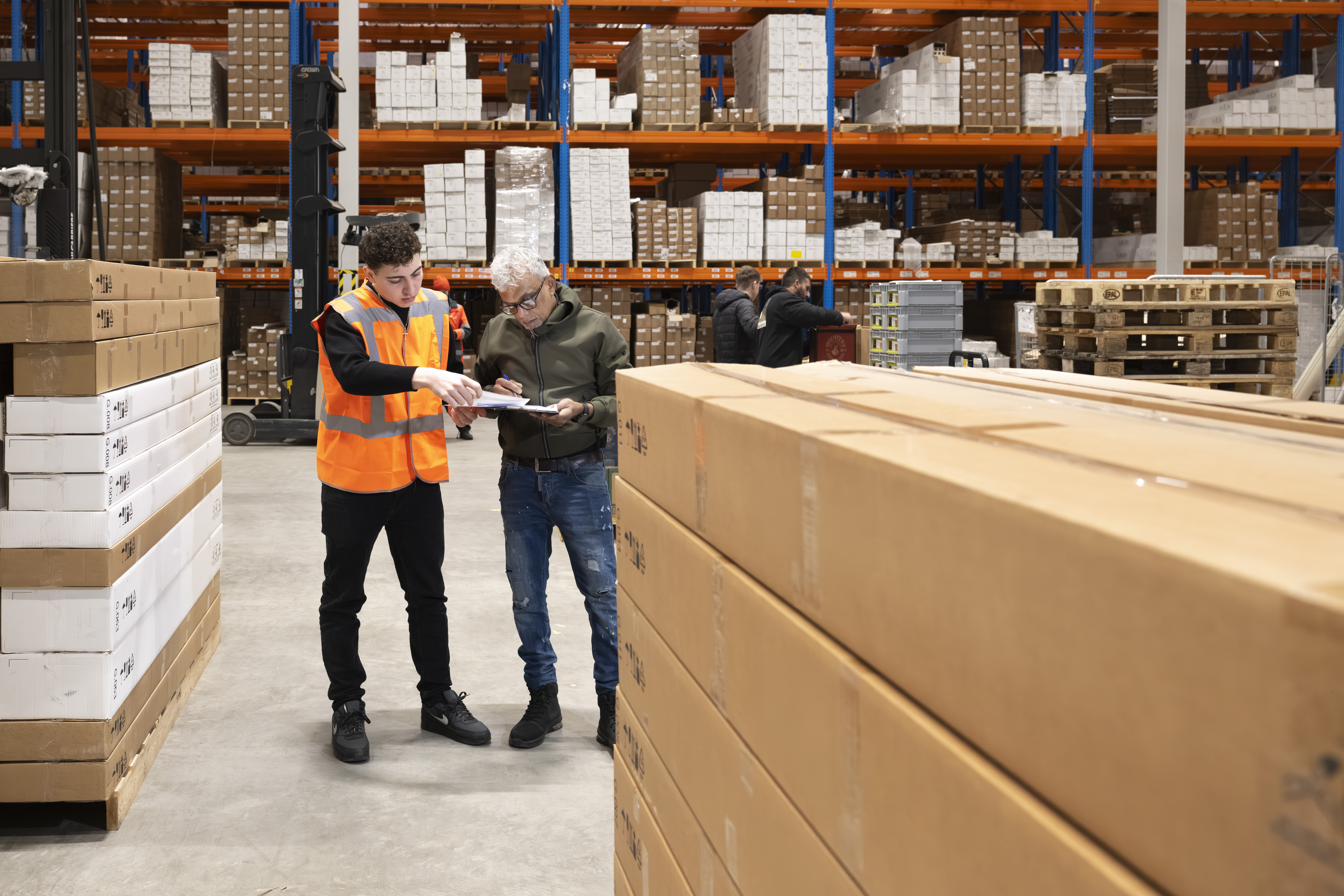 Wij verzorgen professionele douaneafhandeling als onderdeel van een gecontroleerde logistieke opzet.